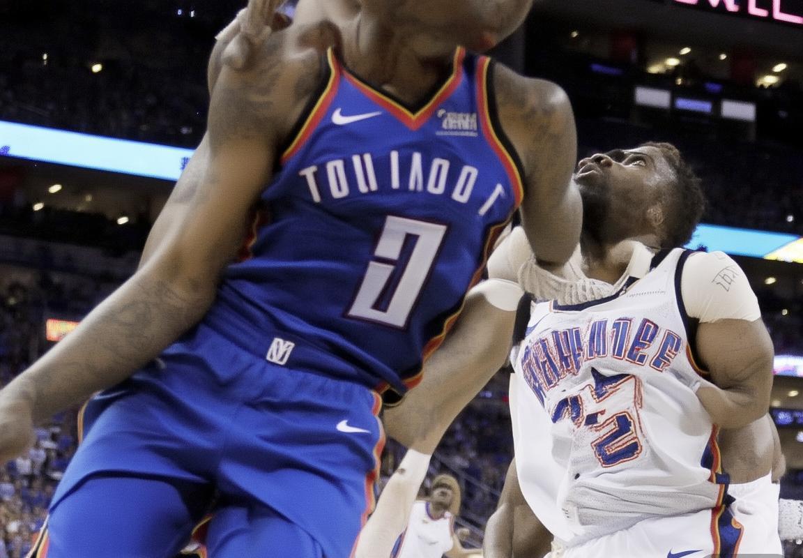 亚历山大准三双率雷霆力克灰熊 巩固西部排名关键战